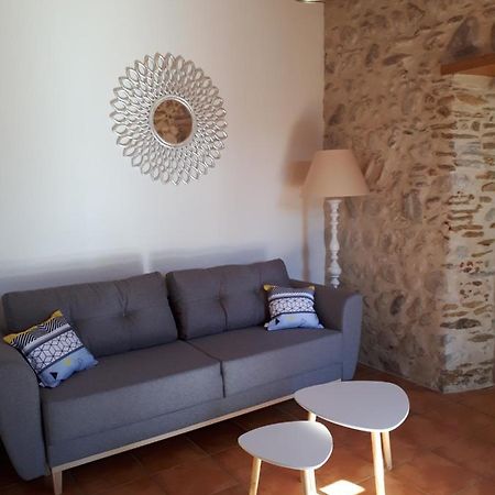 Bel appartement rénové dans maison bigourdane Pouzac Esterno foto