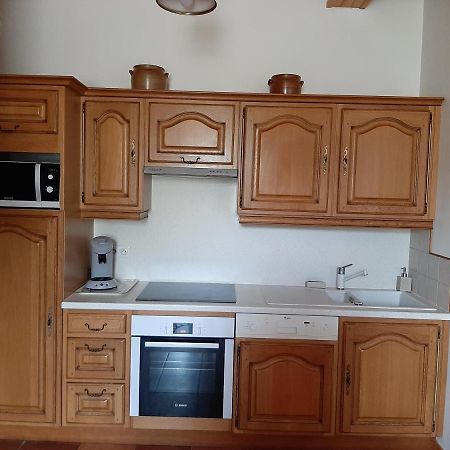 Bel appartement rénové dans maison bigourdane Pouzac Esterno foto