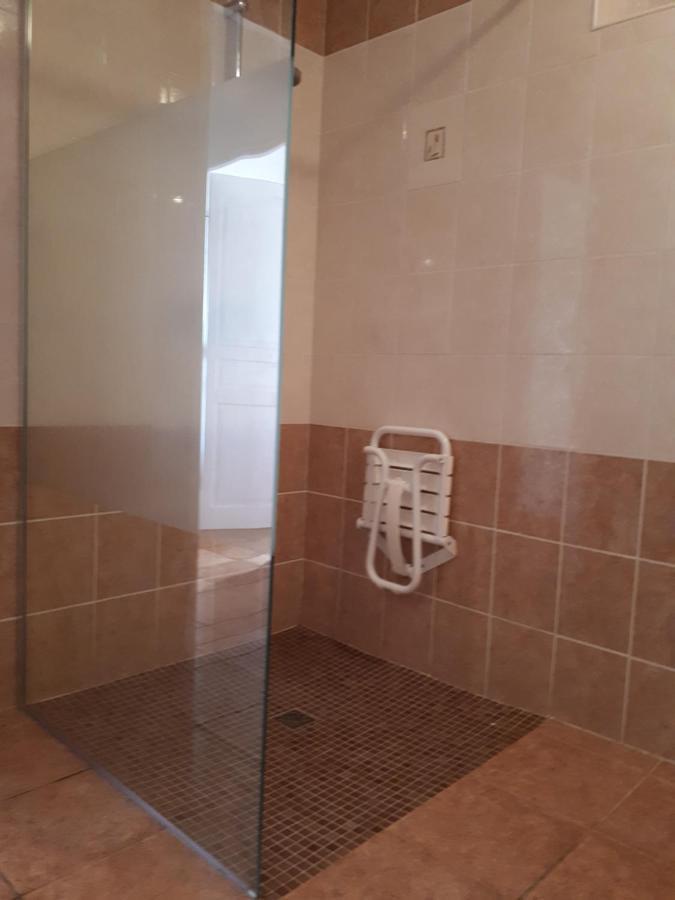 Bel appartement rénové dans maison bigourdane Pouzac Esterno foto