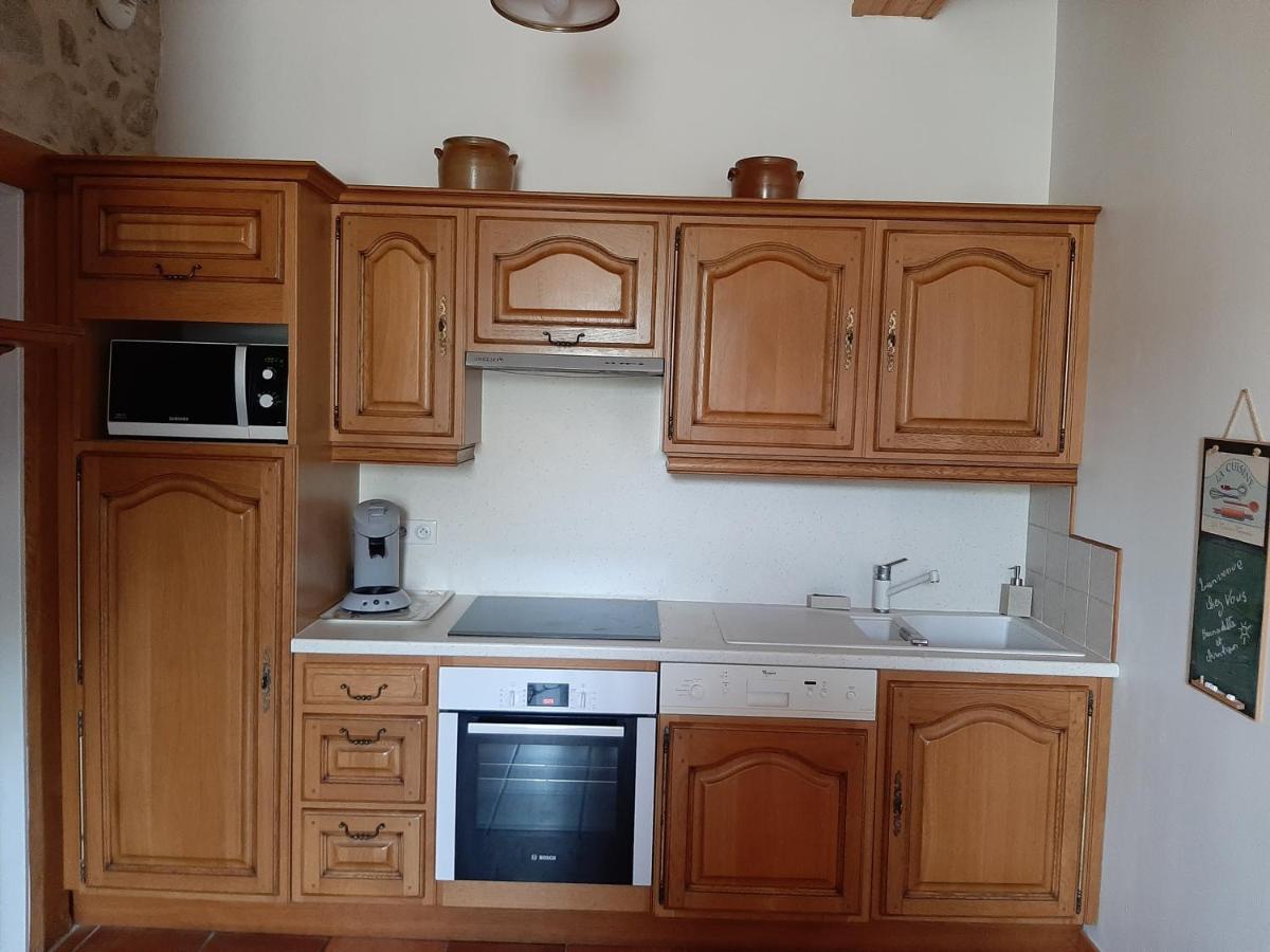 Bel appartement rénové dans maison bigourdane Pouzac Esterno foto